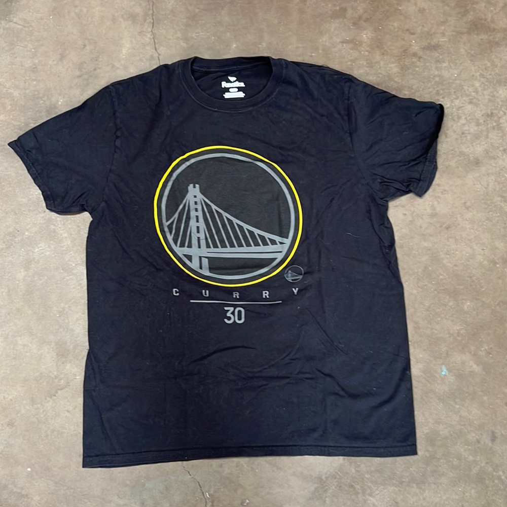 Golden State Warriors tee shirt